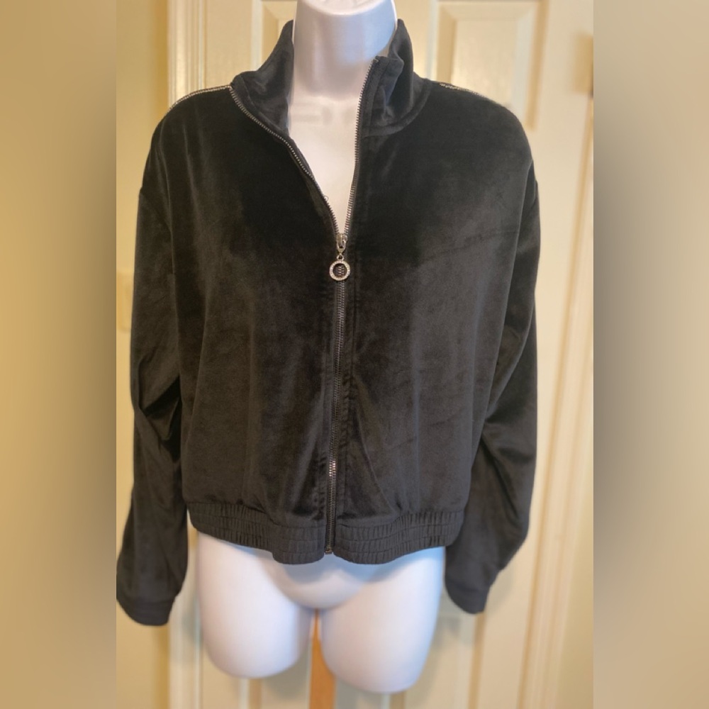 NWOT VICTORIA’S SECRET Women's Black Velvet Zip-Up Jacket, Size: M - Picture 1 of 11